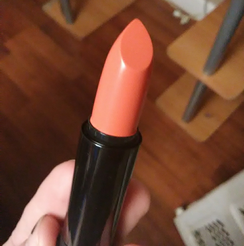 Melt lipstick
